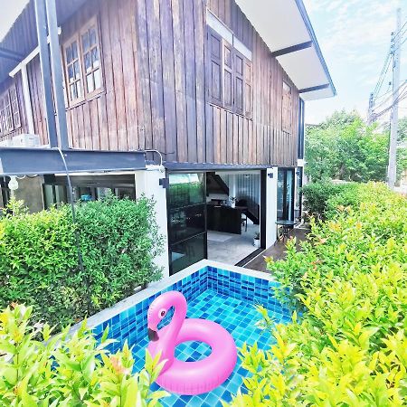 Stay Here Hostel チエンマイ エクステリア 写真